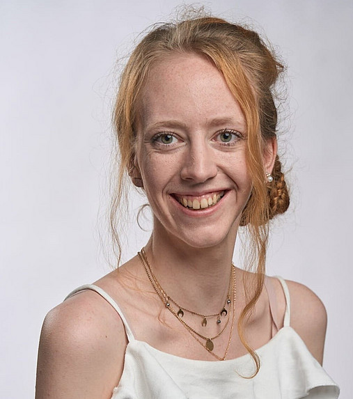 Foto zum Thema "Zeugnisverweigerungsrecht Soziale Arbeit": Zu sehen ist ein Porträt von Anne Klotz, Sprecherin des Jungen DBSH.