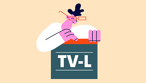 Foto zum Thema "TV-L 2025": Du sehen ist eine Figur, die auf einer Box lehnt. Auf der Box steht TV-L.